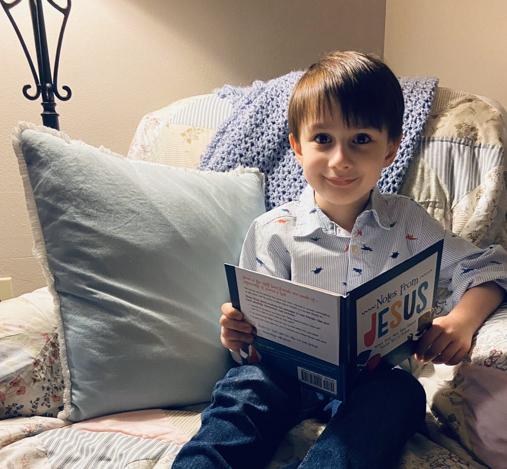 NightNurseSteph's tweet photo. Happy Easter from my family to yours!! I hope all of you have a safe &amp; happy day!! #QuarantineEaster #HeIsRisen #4YearsOld #DressedUpWithNowhereToGo 😂🤣 https://t.co/99So4hVt1f