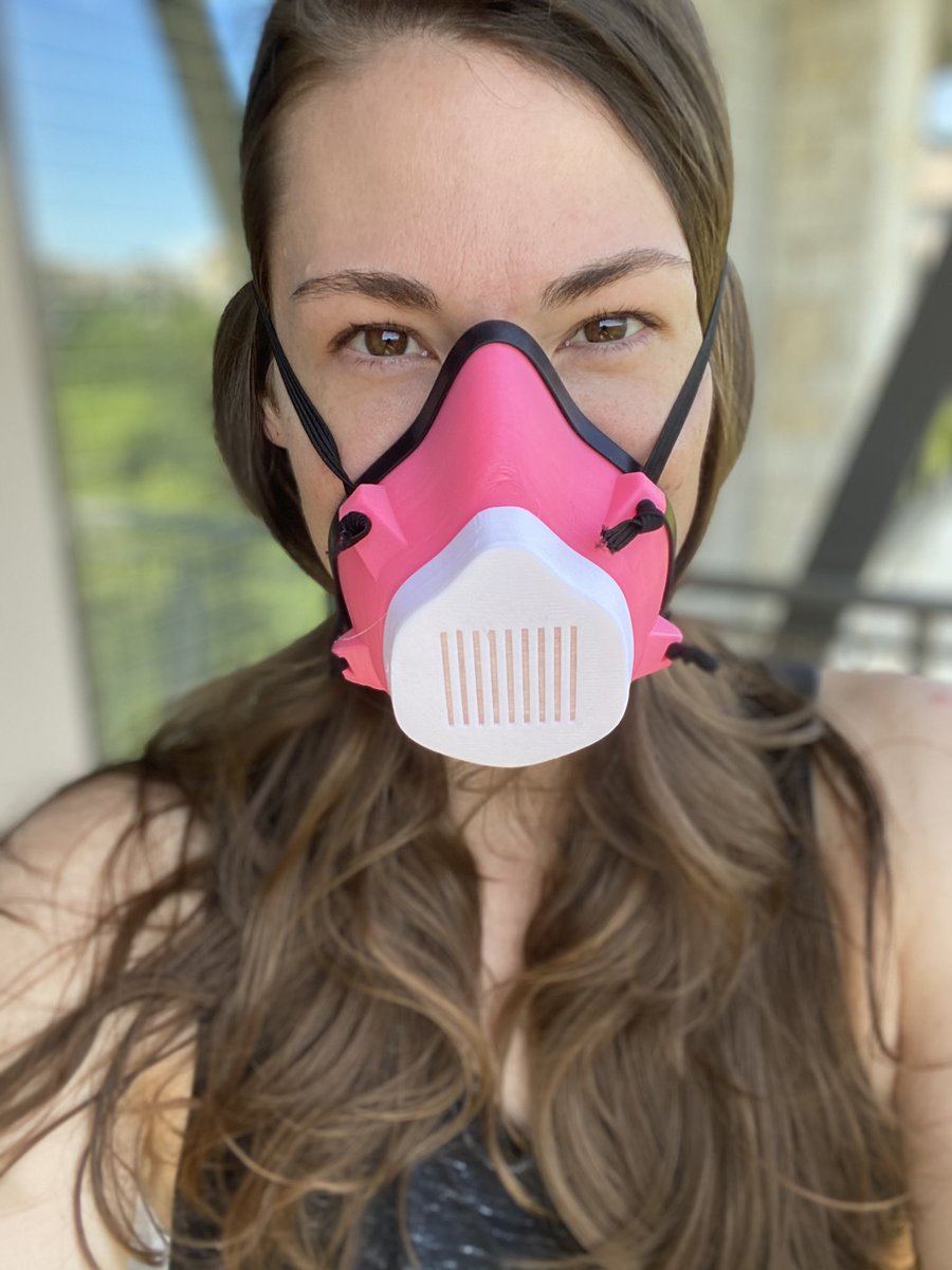 KristiHightowr's tweet photo. Well, this happened. #blumask https://t.co/tYG6pzU0R7