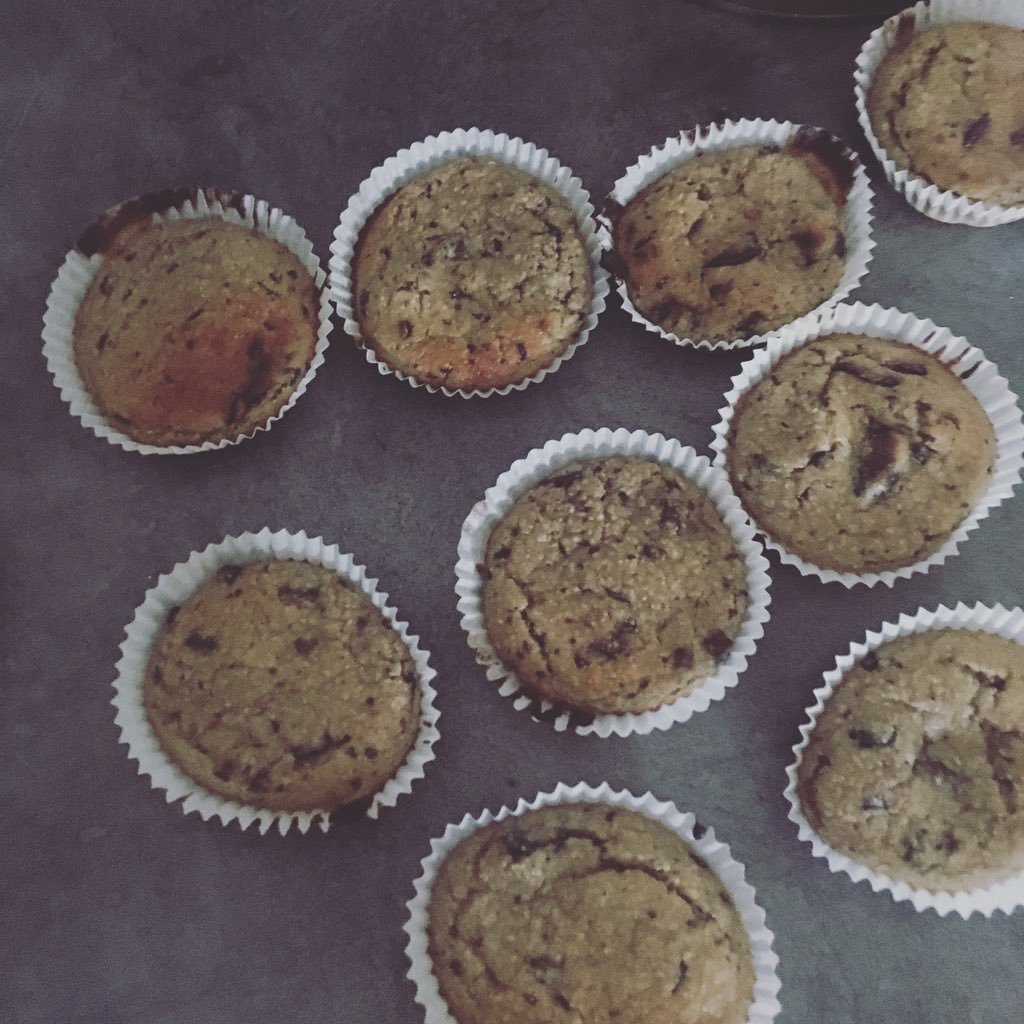 cille19's tweet photo. #bananmuffins #COVID19dk #lockdown #aktiviteter https://t.co/0PoCm8FsD2