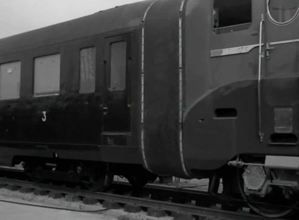 Du coup, si avec un train standard on arrive à cette vitesse, la SNCF veut tenter avec un train modifié le maximum. L'aérodynamisme sera amélioré sur le train avec des jupes en caoutchouc et un carénage à l’arrière.