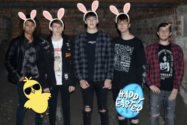 Happy Easter and all that, hope ur all in a chocolatey food coma xoxo