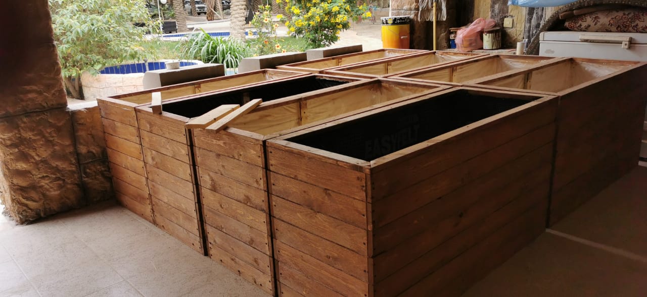 الزراعة المنزلية رضا بن مهدي On Twitter نماذج من البراميل المستخدمةفي زراعه الاسطح في سطح إحدى الأخوات طريقةعمله نقوم بعمل فتحات تصريف للماء ثم نضع حجر بركاني أو بيرلايت ثم شبك أو قماش مساميته