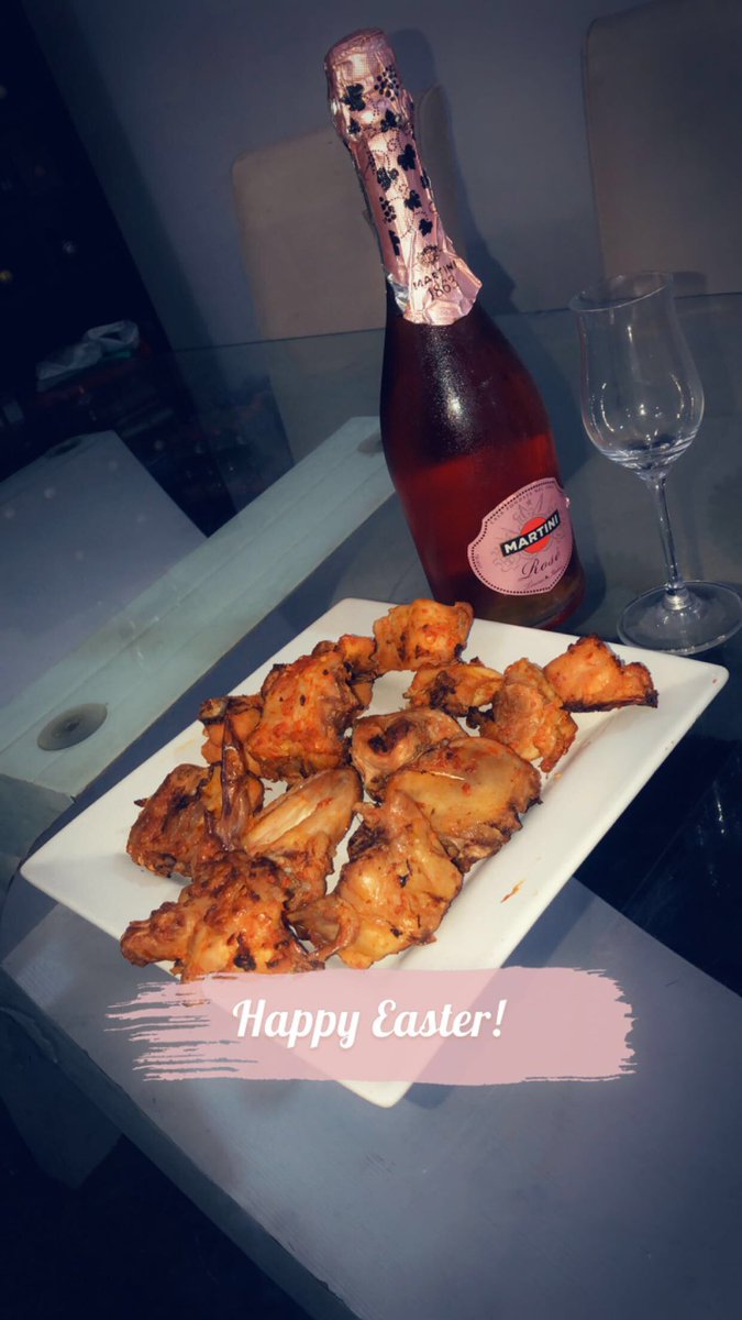 How we celebrated Easter 

Chicken from yours truly 🍗

#eastersunday #easterchicken #wholechicken #staysafe #deliveryserviceavailable 🛵🚚