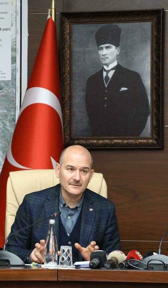 Senin bakışınla korkudan kaçışan PKK sempatizanları, uyuşturucu  baronları sevinç içerisindeler. Biz sana inandık ve güvendik. Güzel günleri bize reva görme ve daha güçlü bir şekilde  görevinde devam et <a href="/suleymansoylu/">Süleyman Soylu</a>

#istifanıkabuletmiyoruz