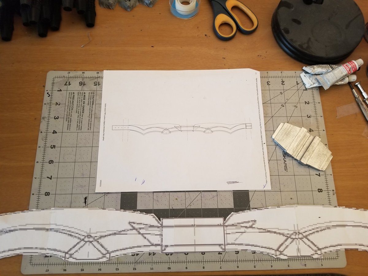 GlennForging's tweet photo. Now I'm working on the belt for my Star lord cosplay! #cosplay #marvelcomics #MARVEL #starlord #project #propwork #prop #belt #template https://t.co/Od40aMRlkh