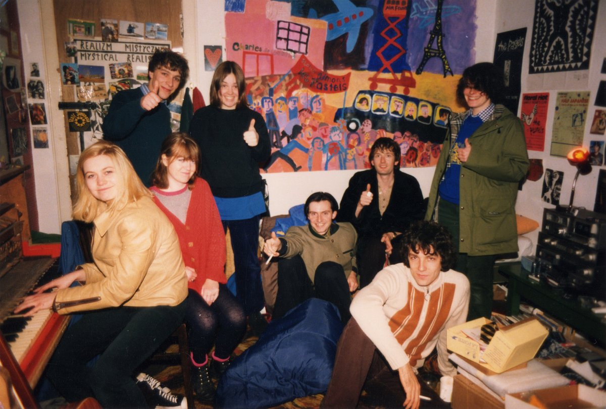 We're enjoying Pulp's Different Class with #timstwitterlisteningparty. This is after their first Glasgow show, 1992/3.  Katrina's old flat, hot chocolate and whisky. They were amazing. The pic is by Mark Webber who introduced us. <a href="/pulp2011/">Pulp</a> <a href="/Tim_Burgess/">Tim Burgess</a>