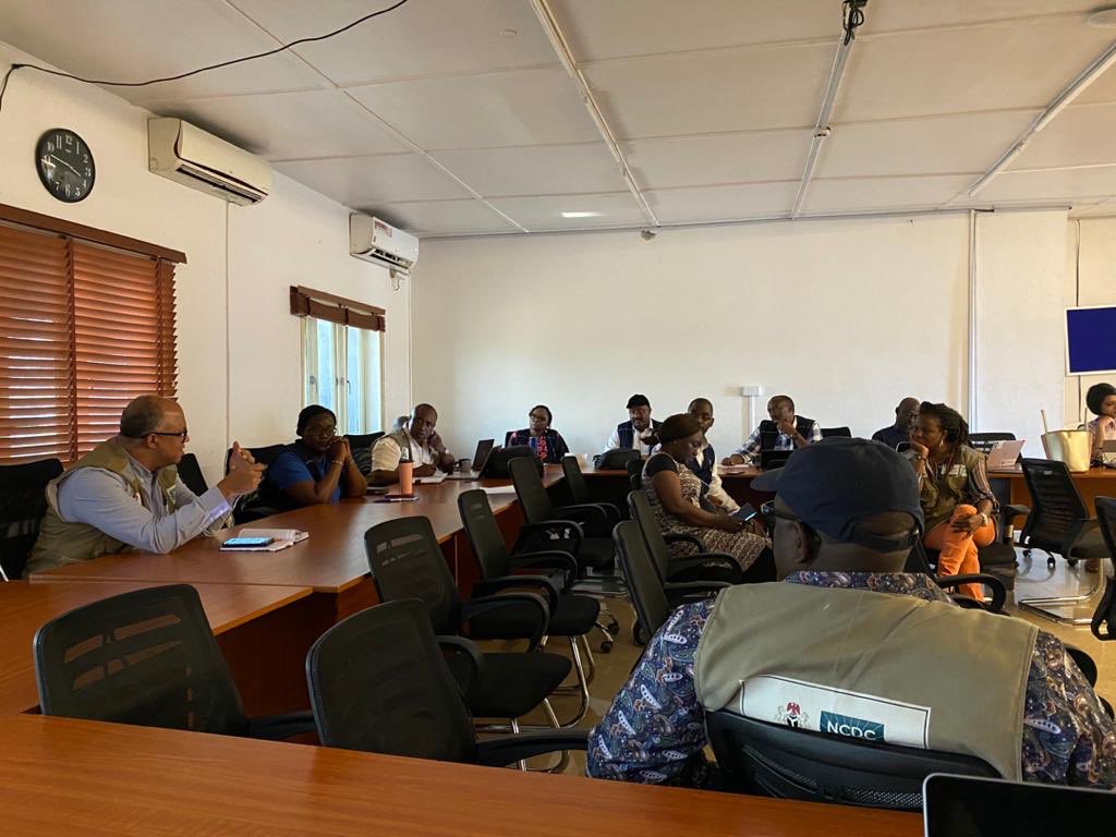 Spent Easter in Lagos with Team from <a href="/LSMOH/">LSMOH</a> <a href="/NCDCgov/">NCDC</a> <a href="/AfenetNigeria/">AFENET Nigeria</a> <a href="/WHONigeria/">WHO Nigeria</a> responding to #COVID19

Sacrifice is at the heart of Easter. Hundreds of colleagues across Nigeria spending Easter away from our families as we respond. We do this to protect the health of Nigerians