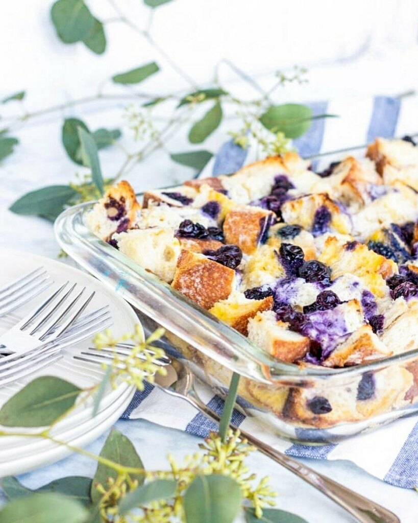 litosupplyco's tweet photo. To those who celebrate: Happy Easter! I’m honestly more of a Christmas person, and I didn’t do a single thing for Easter...but here’s this photo of my Overnight Blueberry &amp; Lemon Mascarpone French Toast Casserole I made a few Springs ago. 🤷🏻‍♀️
.
.
.
.
.
#brunch #eastersunday #e… https://t.co/v0otHiU7DN