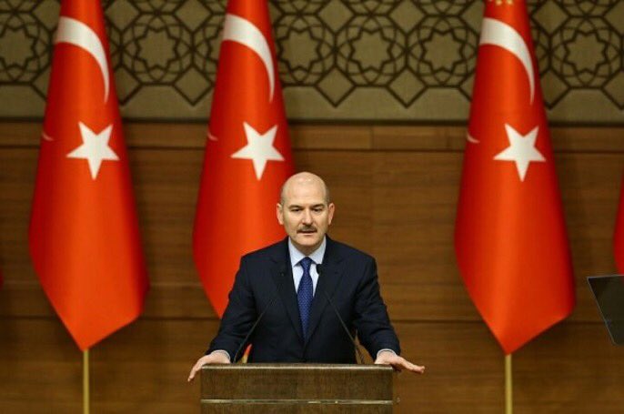 tugbademir01's tweet photo. Sayın bakanım gidişinizi asla kabul etmiyoruz. Toplumun yapmış olduğu cehaletin bedeli size yüklenemez. Siz Bu ülkenin başına gelmiş en güzel bakanlardan birisiniz. Bu milletin size ve sizin gibi insanlara ihtiyacı var. Lütfen düşmanları sevindirmeyin.#Suleymansoylu 
#RTErdogan https://t.co/qQX52Uy2HW