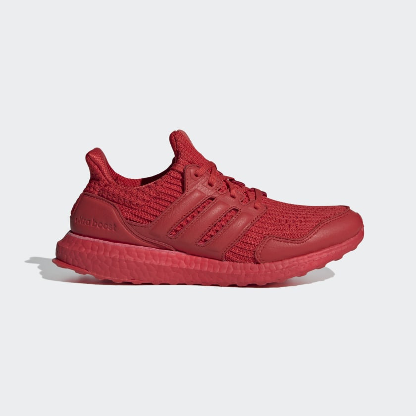 SneakerAlertHD's tweet photo. Dropped via adidas US
Wmns Ultra Boost DNA S&amp;L 'Triple Red'
=> https://t.co/kdClLVsRwv

Women's 10 = Men's 9 https://t.co/0kKaUxPxSp