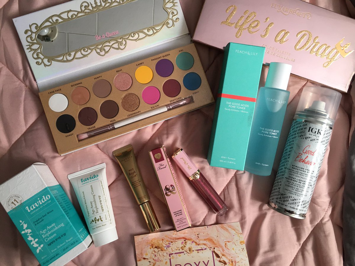 AliceRamirez5's tweet image. My @boxycharm premium just love it can’t wait to play. ❤️❤️❤️@BaddiesBoxy #boxycharm #boxycharmpremium #boxyfestival #boxyfestivalvibe #boxyvibe #boxybabe v 53 2.8lb $232