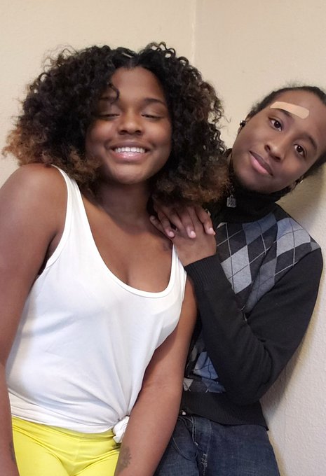 Happy easter from me and my favorite brotherrrr 😋🖤 https://t.co/SriN5JmY2R<a href="/tag/newprofilepic"class="tags"><span>#newprofilepic</span></a>