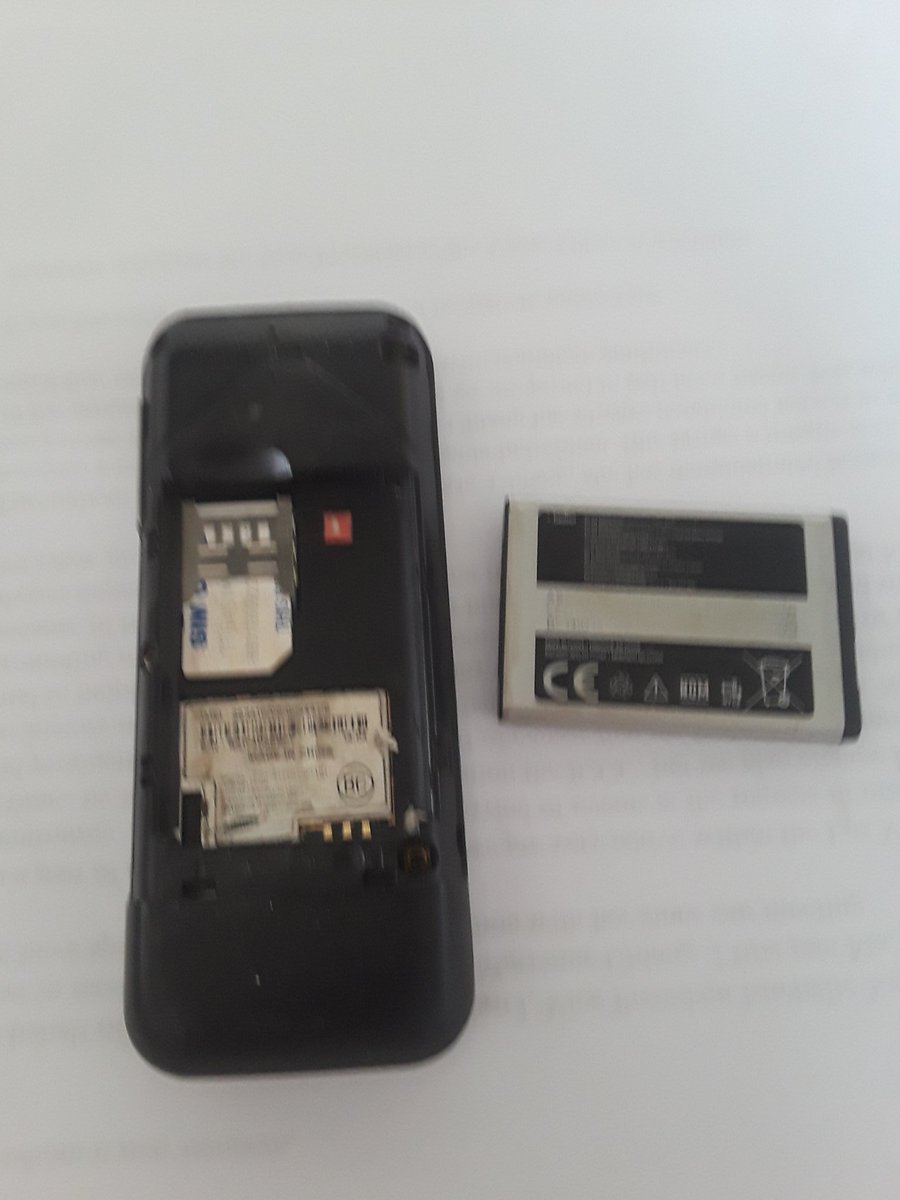 You probably won& #39;t believe this but the old school followers among you will recall the infamous   #IvyPhone incident. Well, I never threw that phone out. It& #39;s been buried in my bag this entire time. Got battery too. If I could charge it, that might be fun to revisit those texts.