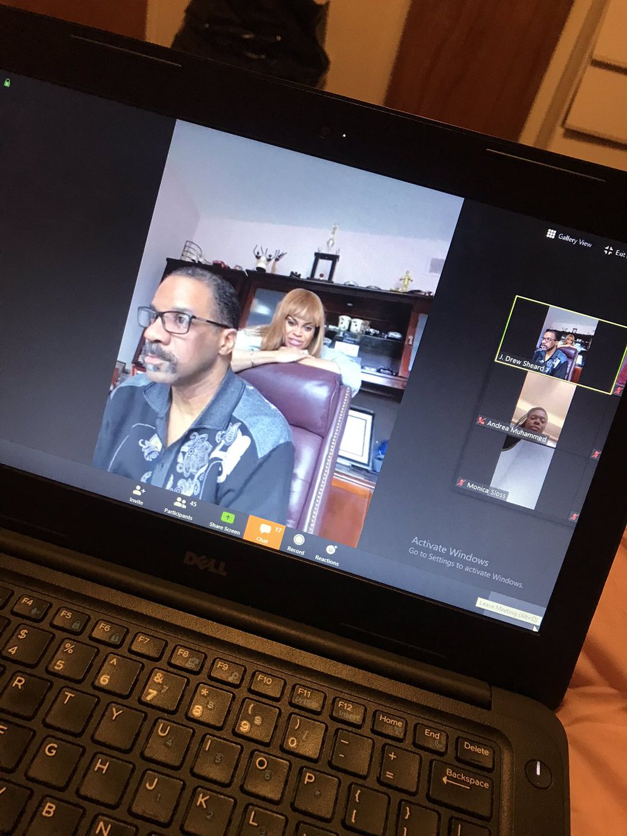 CeeNor__'s tweet photo. I’ve know them since I was 2 years old they are my family!! I set this call up today to encourage my family!! I miss them and everybody at our church sooooooo much😩😭#GEICOGIC #BIshopAndLadySheard https://t.co/WJdtcubgiQ