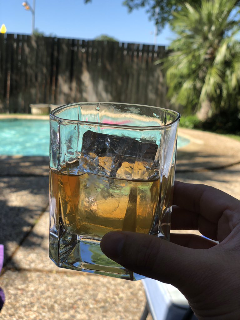 Txdomer97's tweet photo. Hey @notorious_jod, I received an awesome gift for my bday today courtesy of @thefriendlyspot! #EasterQuarantine #QuarantineBirthday https://t.co/p5lBaCL6Ue