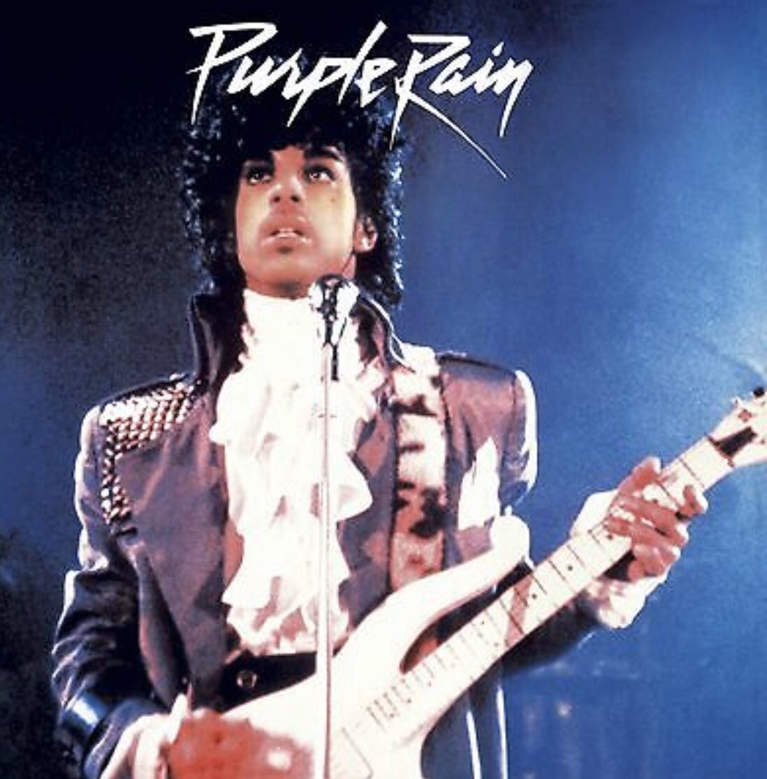 FromTheSeidline's tweet image. 4 albums no skips #DifferentEra
@msg4jules
@Speedychic23
@Wooden_OHS
@EddieCollins34