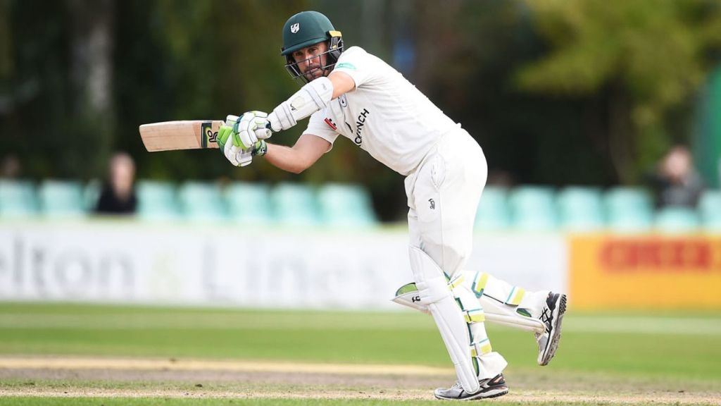 CAtrology's tweet photo. County Championship season up and running – virtually, at least https://t.co/u5dihc7fW3 https://t.co/48qjjnDgXm