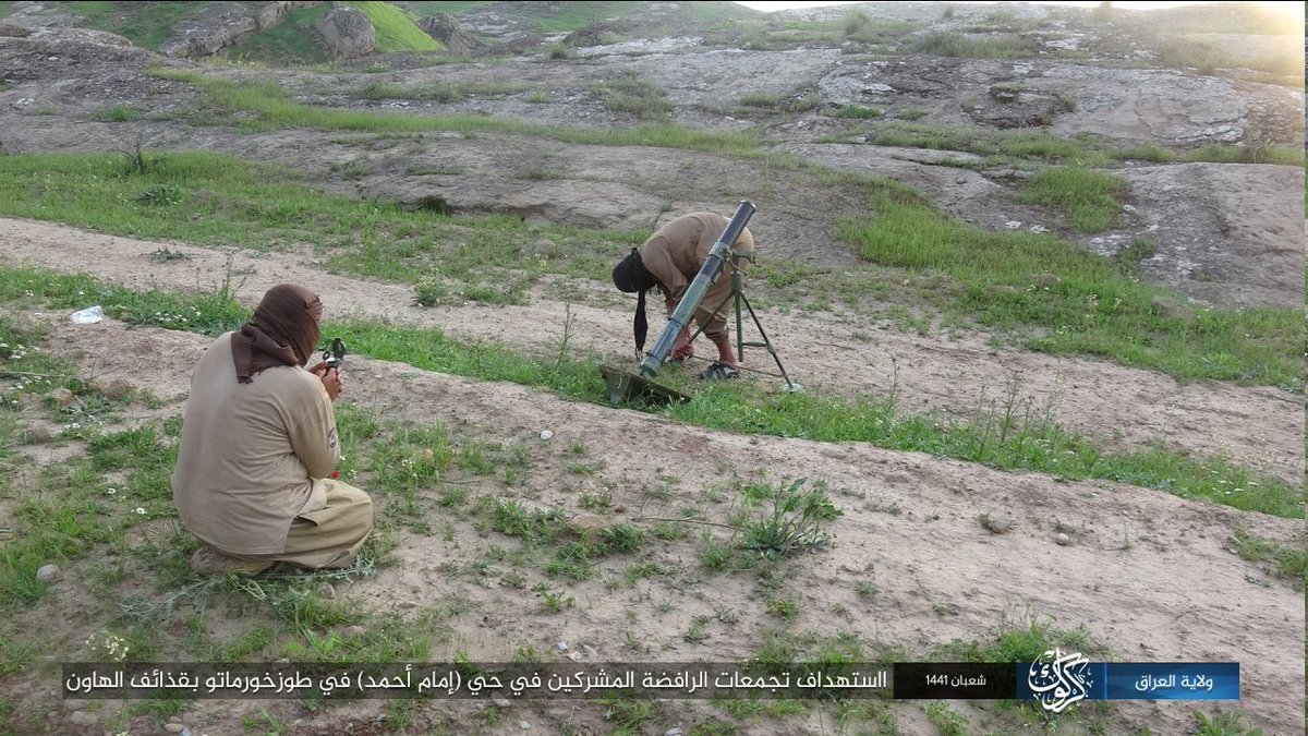 Why open source images can be rather revealing to arms ID nerds:South of  #Kirkuk: ISIS targets "gatherings of Shiites" with a rather new mortar, rather similar to existing Yugo-derived designs. Note that it isn't properly bedded in, meaning a "shoot and scoot" attack.1/