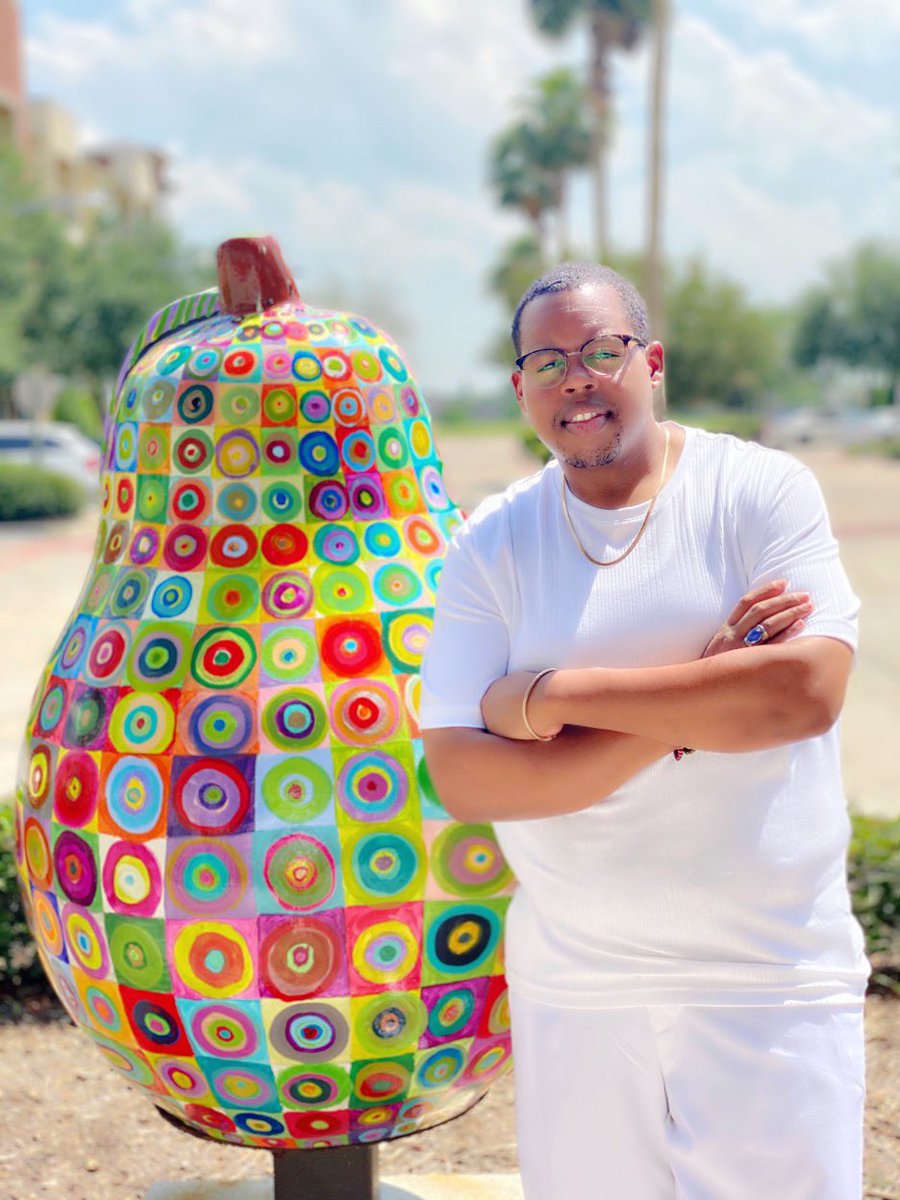 ealy_daeducator's tweet photo. Happy Resurrection Day! He died so that I may LIVE... #EasterQuarantine #EasterPics https://t.co/lCT7SPm3bM