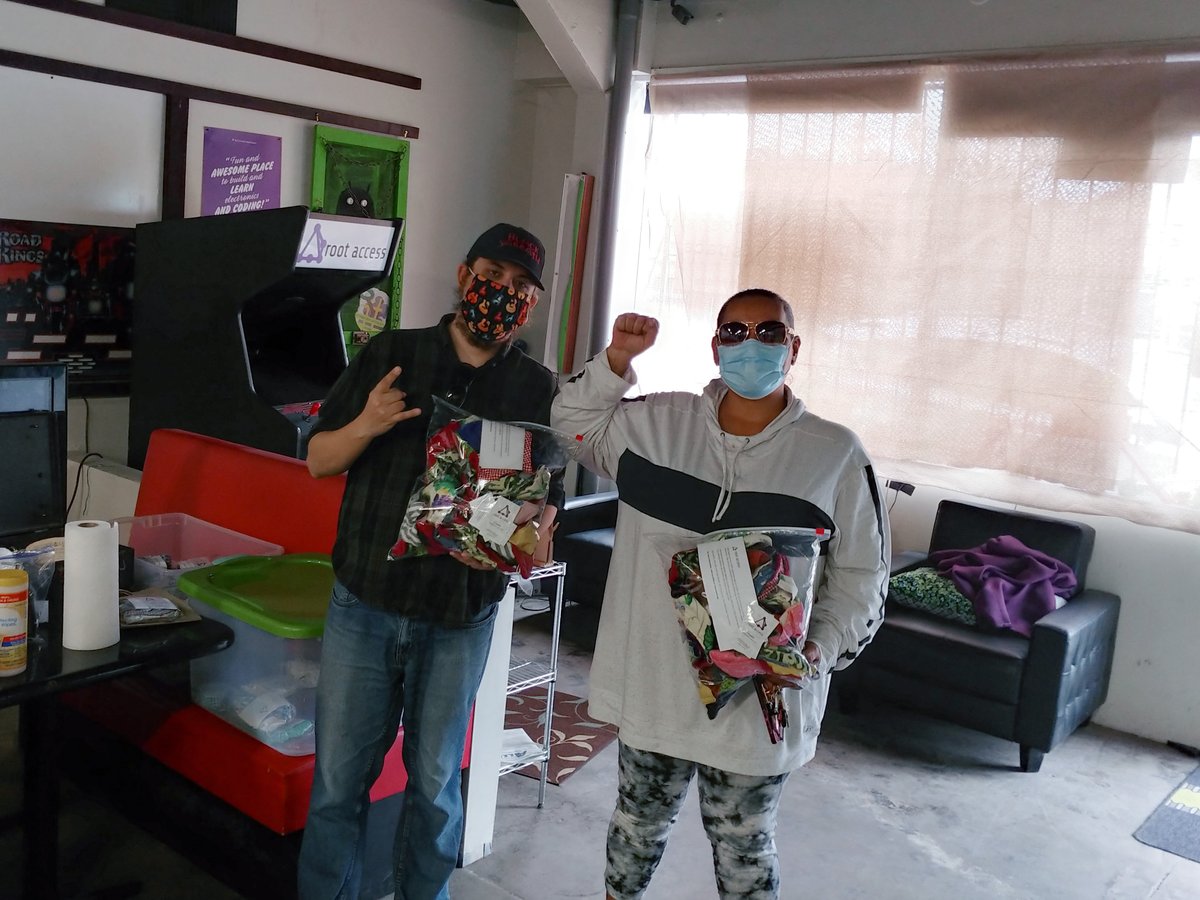 RootAccessCA's tweet photo. 😷 | So far we've made 940 face masks for our community, with many more to go! Our volunteers have been instrumental in making this happen, and we appreciate every single one of you. We're taking a break today, but we'll be back at it tomorrow. 

Happy Easter y'all. Much love. https://t.co/7pesZt0z2i