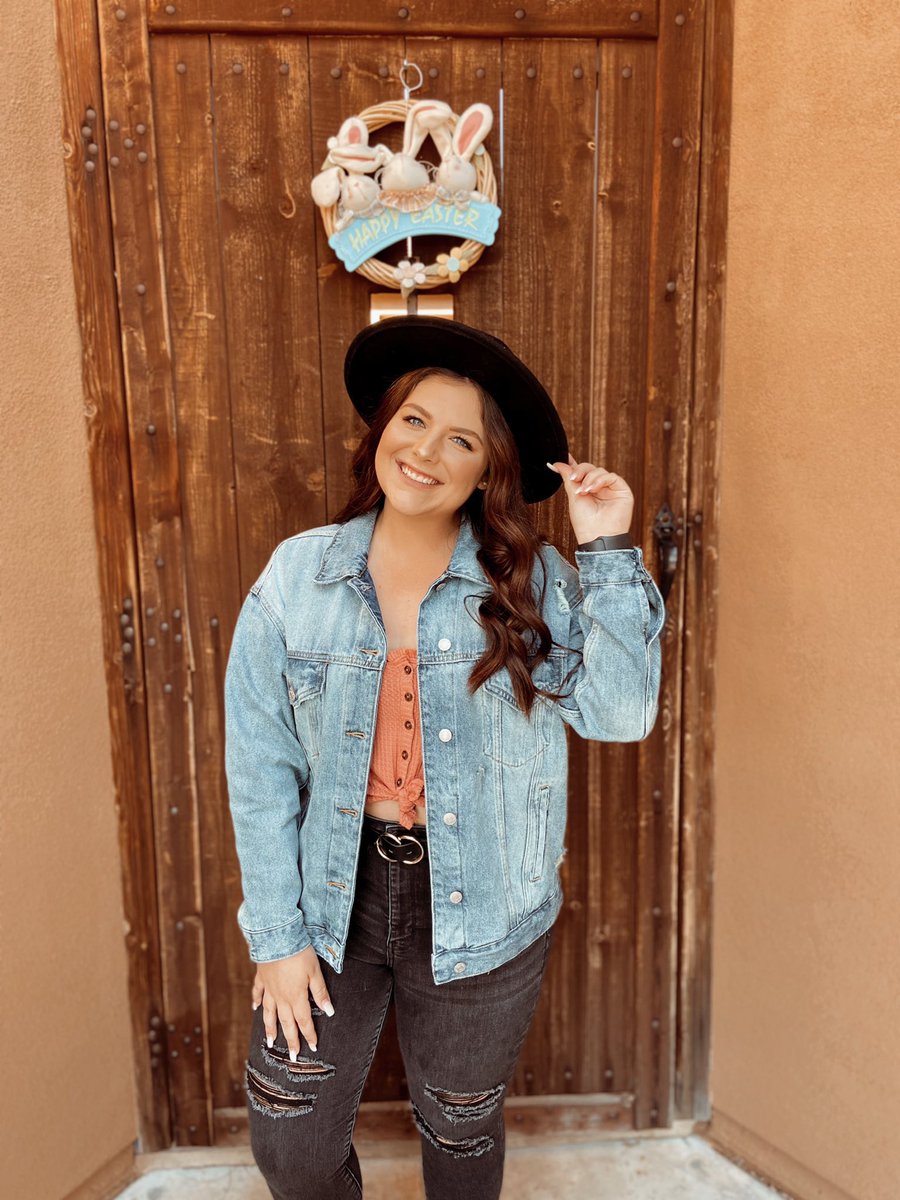 emma_vesely's tweet photo. Cheesing big for an empty tomb and an awesome God! Happy Easter friends!🙌🏼🤩 https://t.co/K514cQQIth