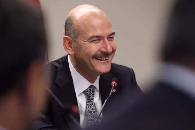 Enistozan's tweet photo. Gök kubbeyi başınıza yıkmaya devam edeceğiz. Süleyman Soylu’yu size YEDİRMEDİK!!

#Süleymansoylu https://t.co/cMwSDViJn9
