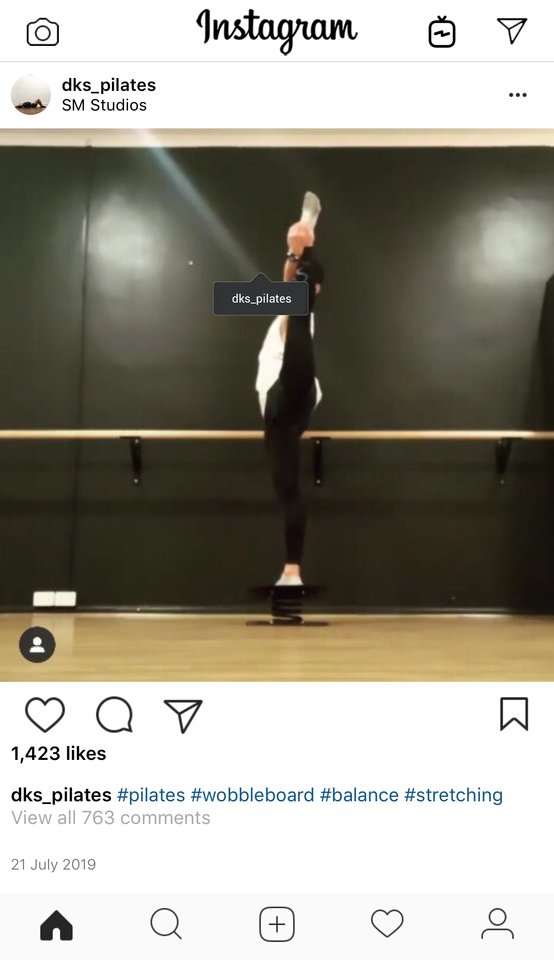 sooblushes's tweet photo. a fool's errand

When star quarterback Park Chanyeol is forcibly enrolled in a pilates class to improve his flexibility, he swears the universe is out to get him. 

AO3: https://t.co/PP9XY3HWUV https://t.co/o5LpzpkA9U