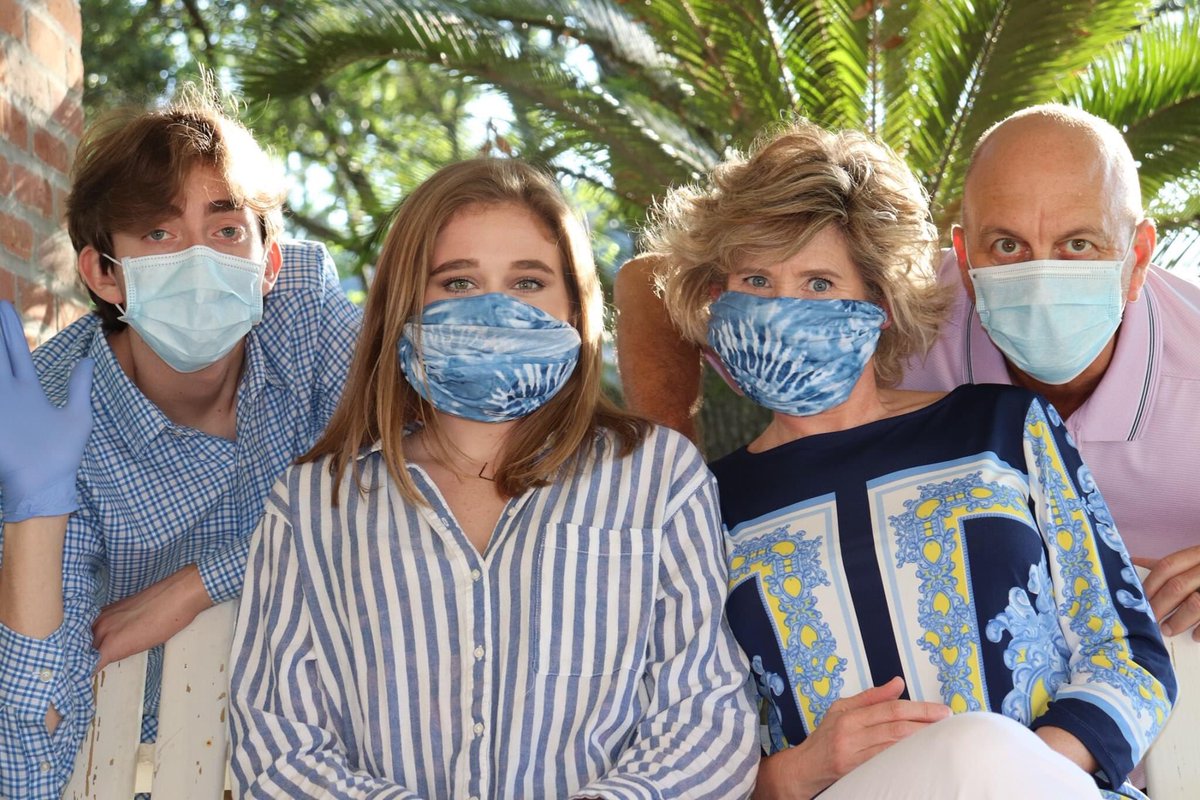 kinderkus's tweet photo. #COVID19 you can’t take the HAPPY out of our #QuarantinEaster! https://t.co/MxVSTPDcRg