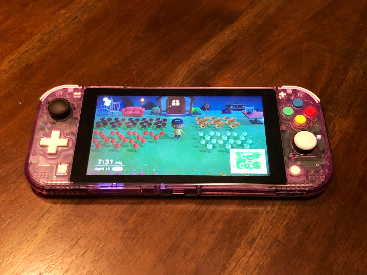 Majinfood's tweet photo. Successfully changed the shell for my lite 🤙 loving the retro gameboy advance look. https://t.co/BEGxkTAodR