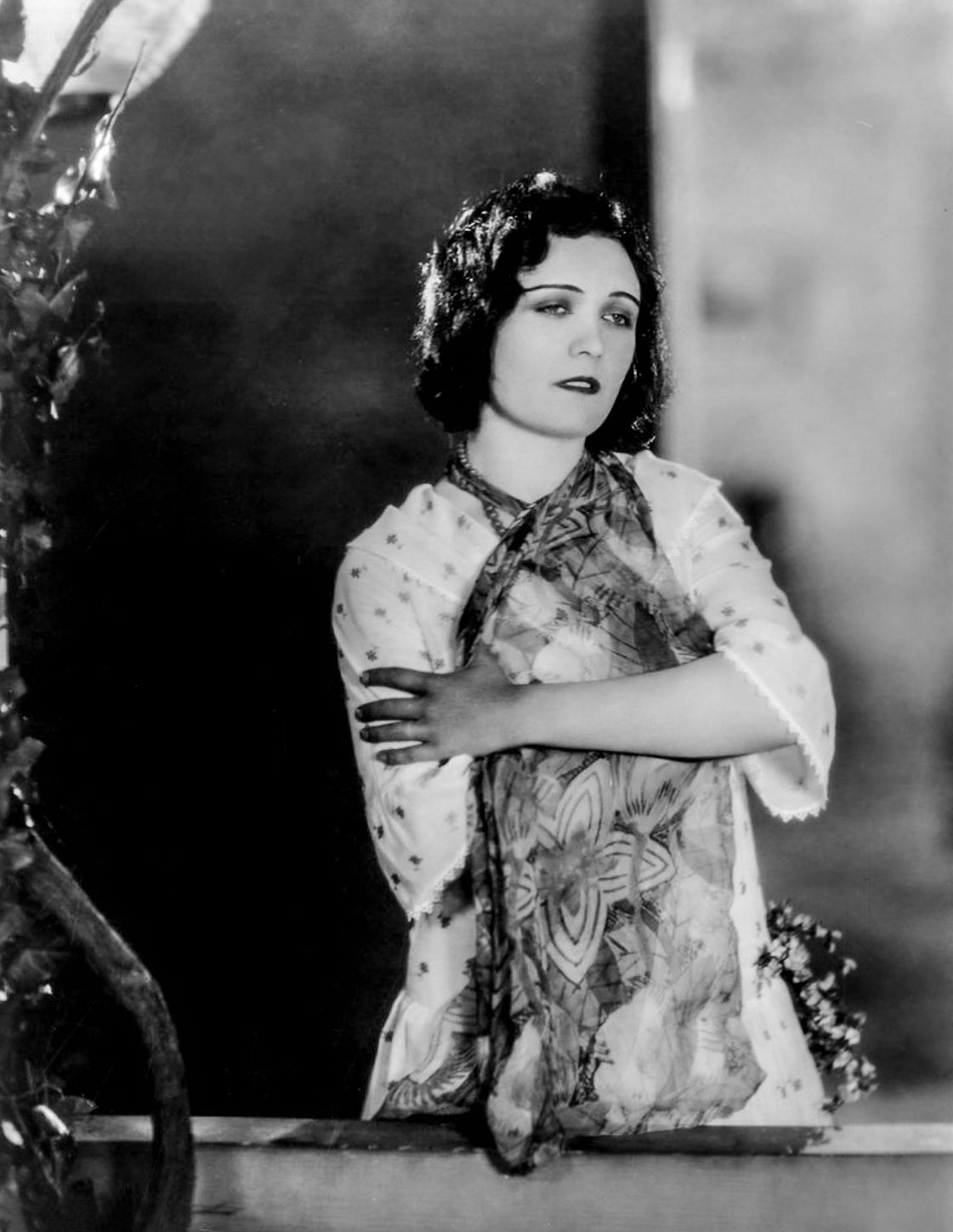 Conrad J Barrington Pola Negri In A Publicity Photo For The Lost Film The Secret Hour 1928 T Co Frhumtjov8 Twitter