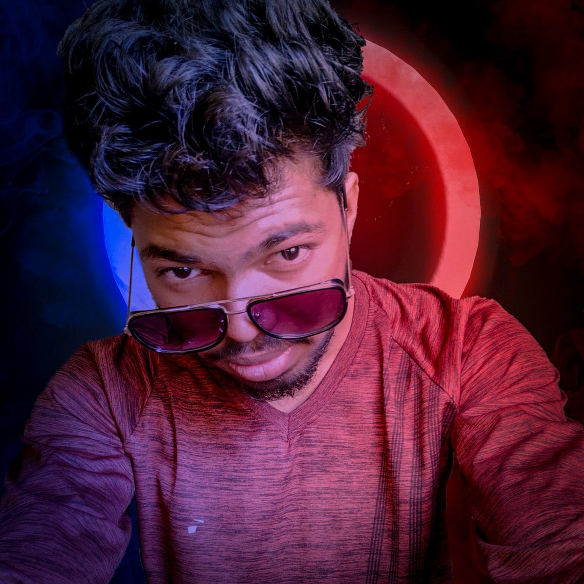 Made with @Photoshop and @Lightroom #lockdown #Covid_19 #PhotoshopChallenge #ringlight #blue #red #dualtone #lightroom #selfie