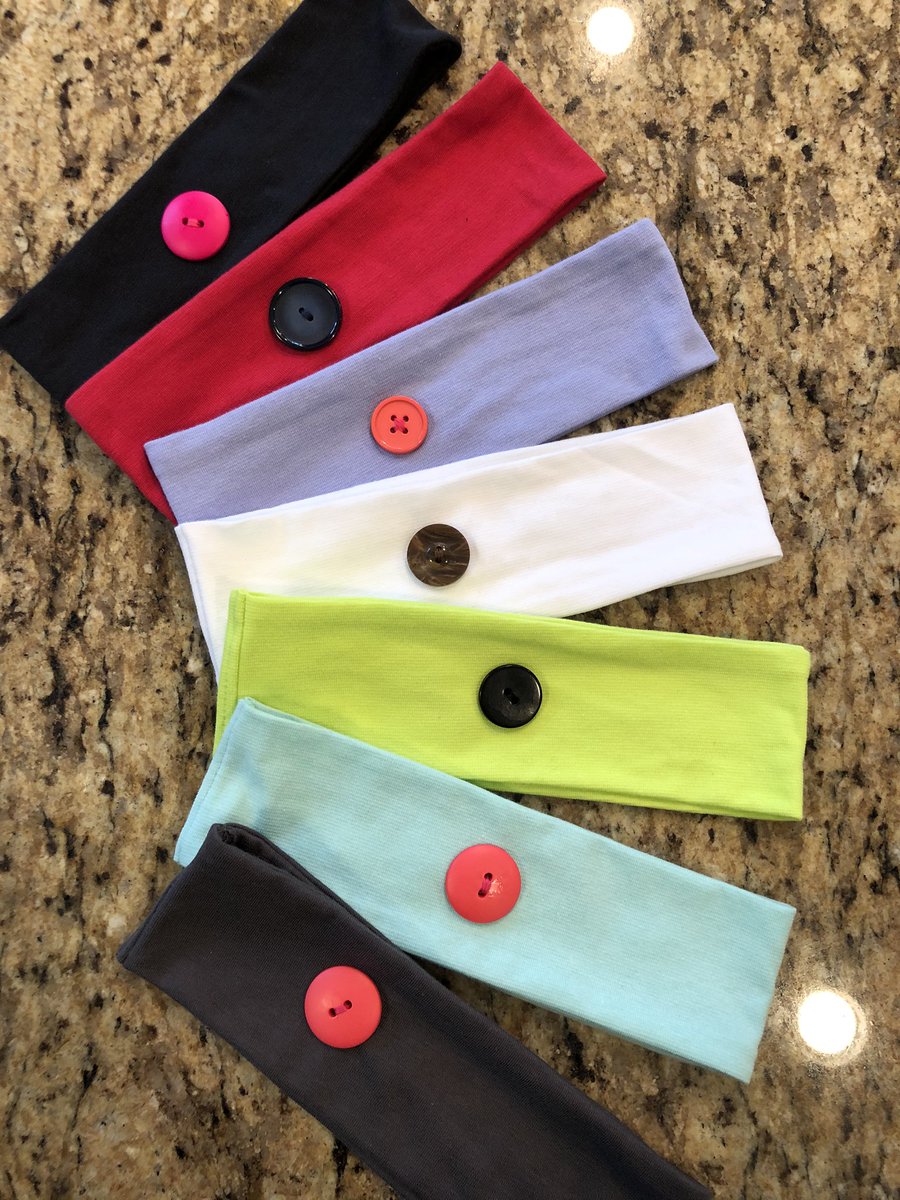 ECDesigns12's tweet image. facebook.com/Headbands-for-… #HealthCareWorkers #nurses #seattlecovid19 free headbands for healthcare workers @MimiJungKING5 @KING5Evening @komonews @KellyKOMO4 @KIRO7Seattle @MichelleKIRO7 @KIRO7Social @TracyTTraffic