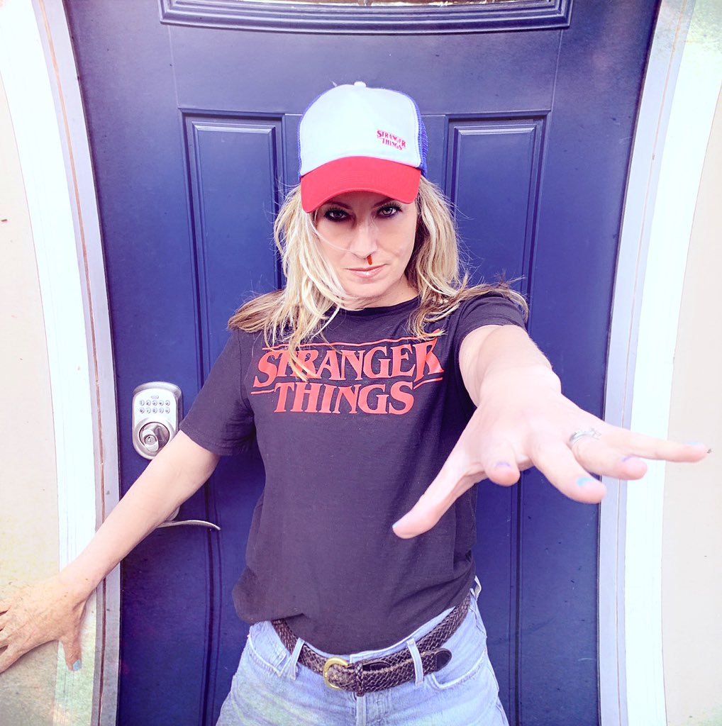 TheStephFlorian's tweet photo. Stay Home and watch @netflix #Tiger ain’t got nothing on @Stranger_Things #obsessed #bingewatching #StrangerThings 💯 #easterquarantine plan #StayHome #Easter2020 #whattododuringquarantine #homesweethome https://t.co/t5fLUHrzHN