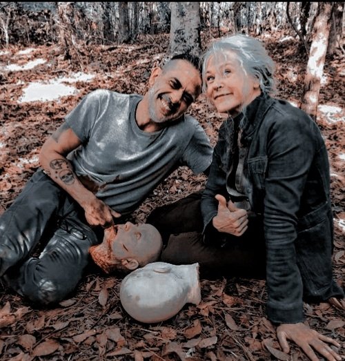 walkerdeadw's tweet photo. lindinhos. ♡ https://t.co/BtHf7bBUGC