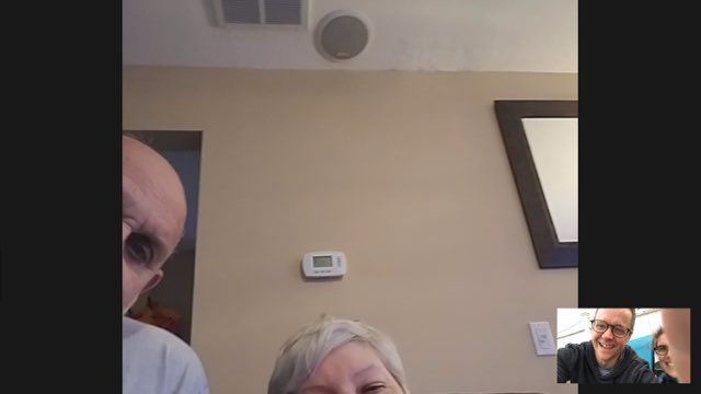 eDougBanks's tweet photo. I love my in-laws, and I miss seeing them. This is what a 20-minute Google Hangouts conversation looks like with them: https://t.co/VBtPXUc0z6