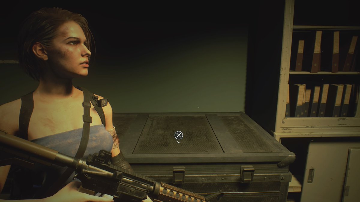 ToyStoragePeru's tweet photo. @MillaJovovich she is your clone! What about a reboot, with you as Jill? #PS4share https://t.co/prcebsrinB
