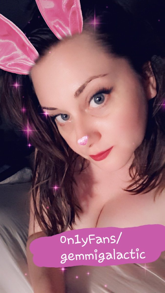 GemmiGalactic's tweet photo. Late night selfie session with the bunny snapchat filter channeling my inner sex bunny. All the pics are up at https://t.co/bQz9Ni04Ub🐰💋 #onlyfansgirl #onlyfanspage https://t.co/jtCaLgbtS0