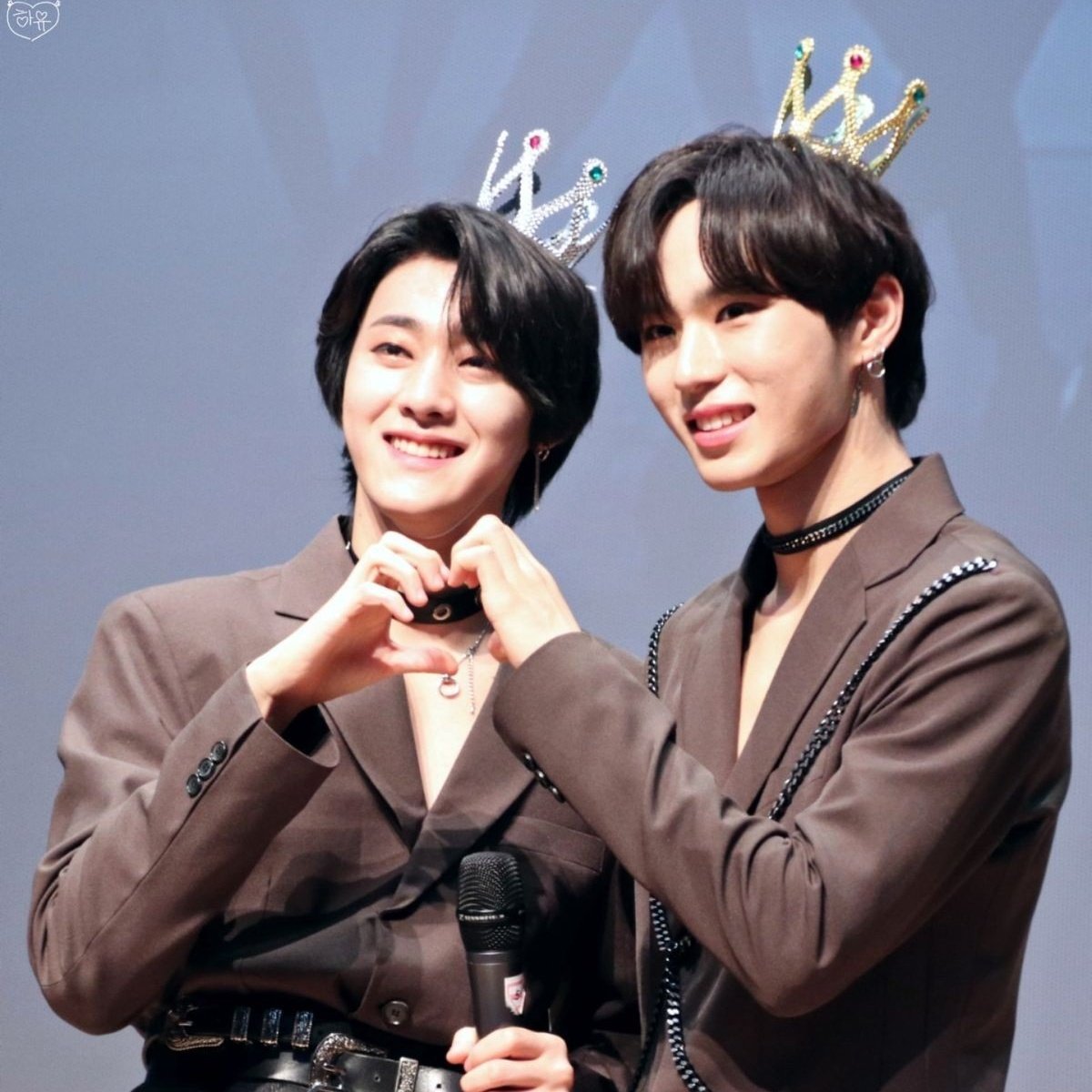 • YONGSEO ( Yongha x Junseo )Oui ent. kings. Long time besties. Cute... okay sometimes hot. They& #39;re always slay. Tickle ~