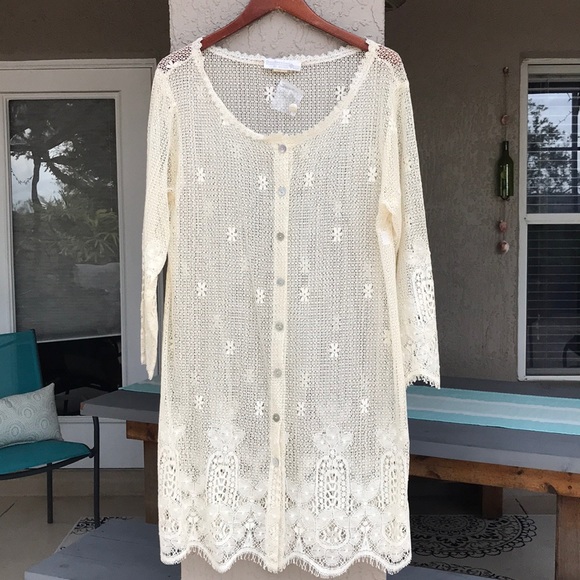 BARGURL824's tweet photo. So good I had to share! Check out all the items I'm loving on @Poshmarkapp #poshmark #fashion #style #shopmycloset #queenanneslacebyeileenwest #stylemoodboutique #tomy: https://t.co/TMAvimg9Ph https://t.co/xzn7uaElPx