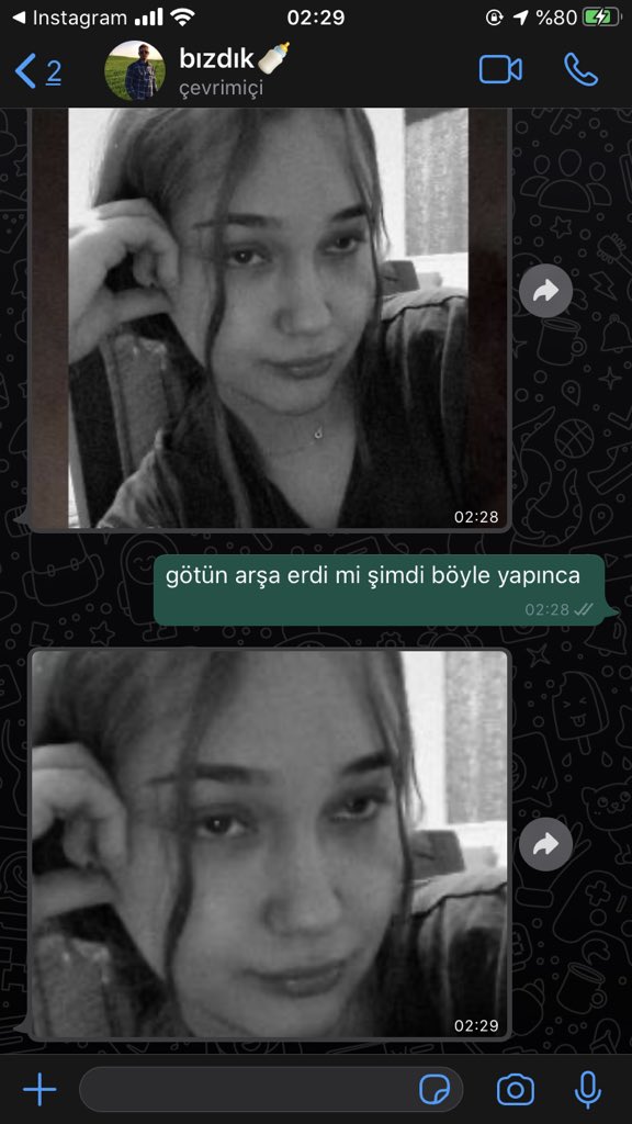 insanların yakın erkek arkadaşları onlara iltifat eder bizim ki nabıyo???????????