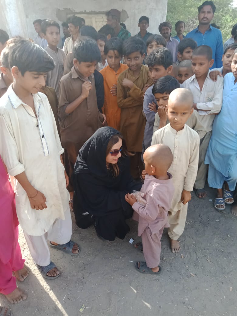 voovpak's tweet photo. Our teams continue to work hard to distribute provisions to some of the most remote areas of Karachi. This is all made possible thanks to your contributions and support. https://t.co/s25XDo7aIR