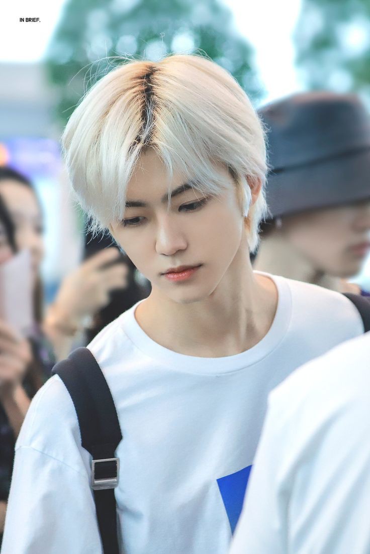 sansekerta18's tweet photo. Permisi, saya Jaemin'sanskerta aksara.
Saya newbie disini, jadi saya mohon bantuan nya.

Mutualan? Rt
fambest? Silahkan, saya belum ada fambest.

#root #rproot #rootrp #RoleplayIndonesia https://t.co/cxUpBBDmUb