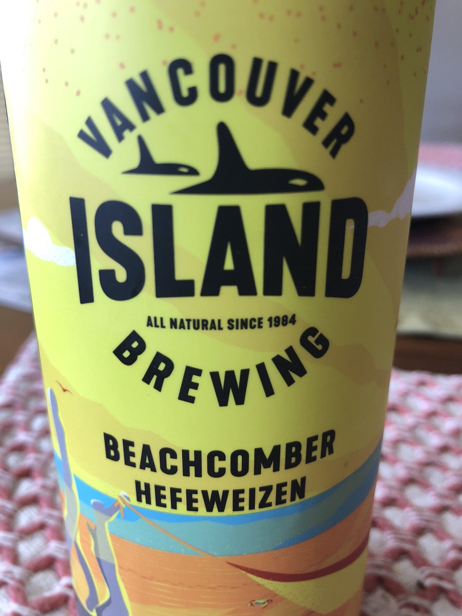 shanedorey's tweet photo. Best beer with the turkey dinner beachcomber Hefeweizen! #vancouverislandbrewing https://t.co/Dfif7eXm0o