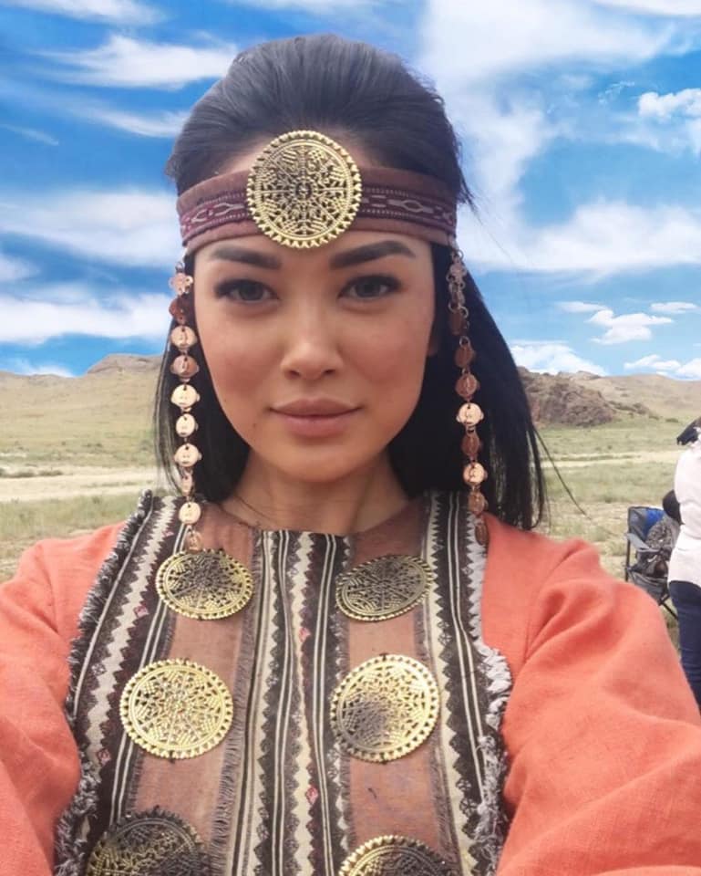 ozan_yildiran's tweet photo. Kazakh-Türk kızı
#Kazakh #Turk #Girl #Kazakhstan #KazakhEli #Altaic #Oghur #Kipchak #Kipçak #Türkleri #Turks #Steppes #Turanian #Turania #Turan
⬇️🐎⬇️ https://t.co/4aNerncGig