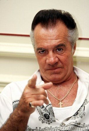 benlahart tweet media