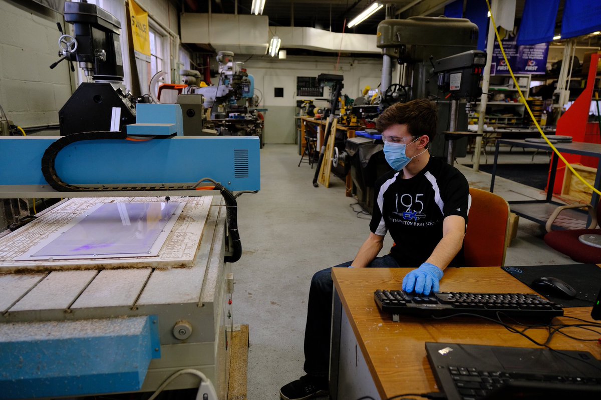 FIRST Team 195 tweet media