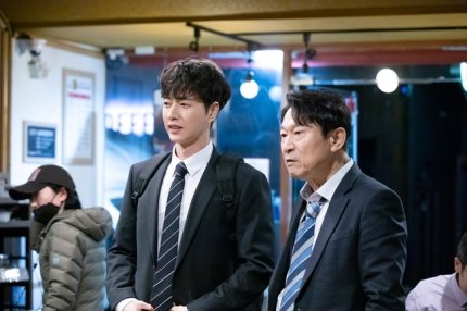 пак хэ чжин 2020 дорамы. дорама взрослый стажер 3. дорама взрослый стажер 3. взрослый стажер дорама 2021 корея. дорама взрослый стажер с русской озвучкой 1 серия.