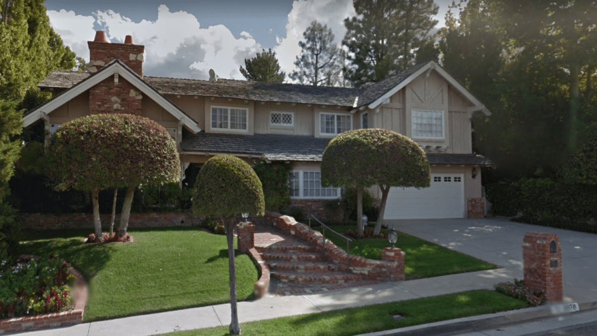 Brandonp3terson's tweet photo. Say what you will about OnlyFans but I just moved into my dream house at 23 https://t.co/Jn4bBu9LD0
