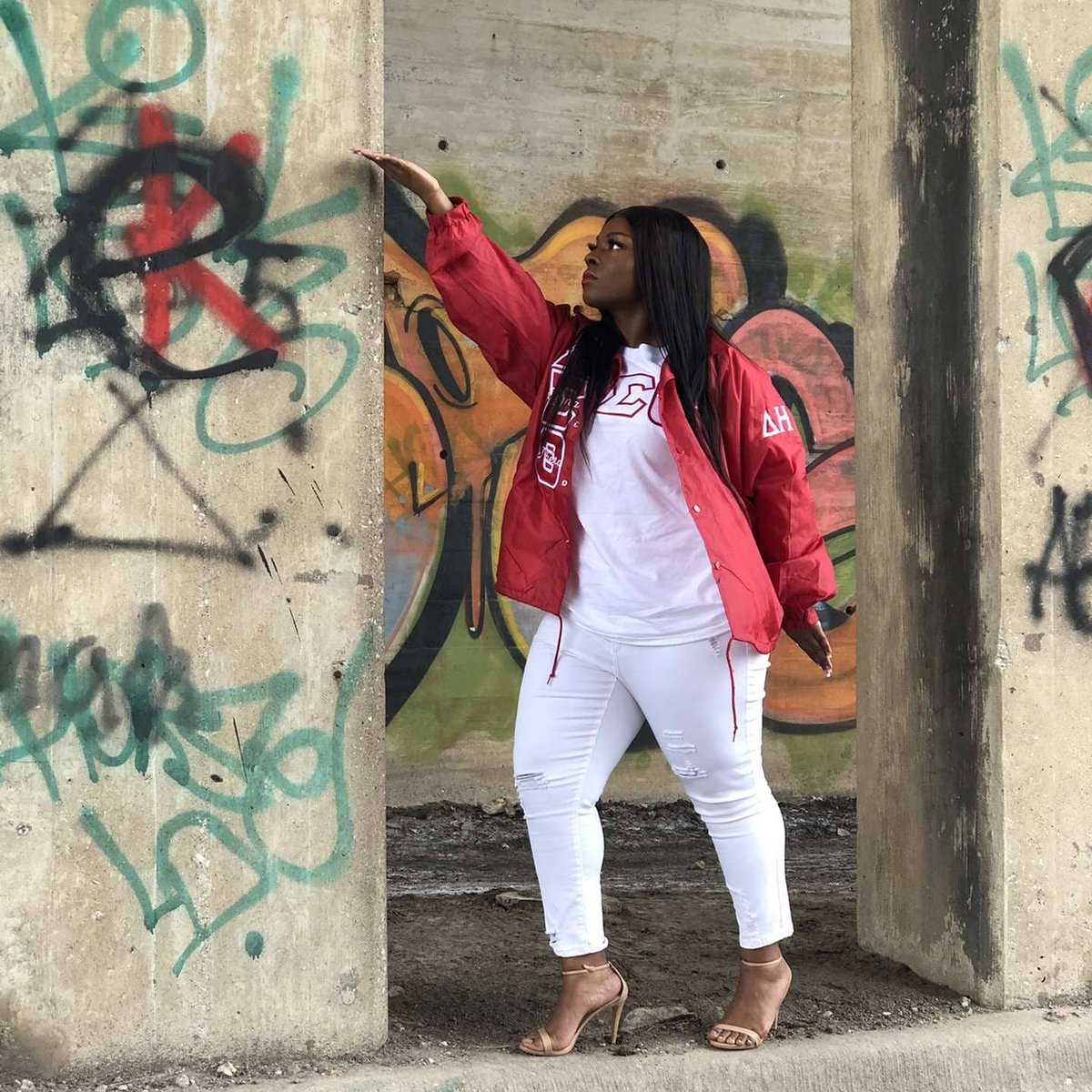 JhaShaira's tweet photo. A true Delta girl is NEVER a trend,
It's a RED lifestyle till the very end. 

#51V.O.R
#DeltaEtaNoneGreater
#DST1913
#DeltaEta1950
#YouThought
#Spring20
#ItAintMyFault
#TheStampedeContinues https://t.co/en2cLBY4AC