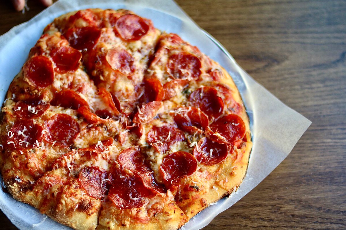 New menu item coming to your couch this week with delivery and curbside pick up: Queen Bee pizza w/ hot honey, jalapeño relish &amp; pepperoni.😍